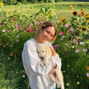 Meet your Posher, Chloe